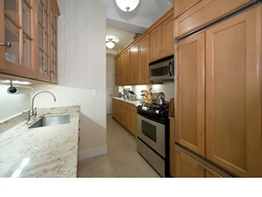 Sold by Corcoran | media 21