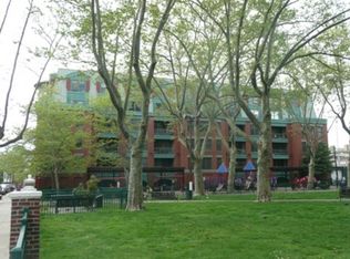 E5G 402nd St, Hoboken, NJ 07030