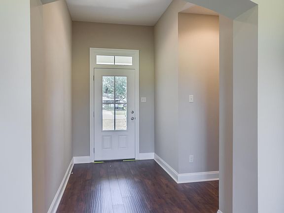4th image of 501 Southeastern Ave #70578