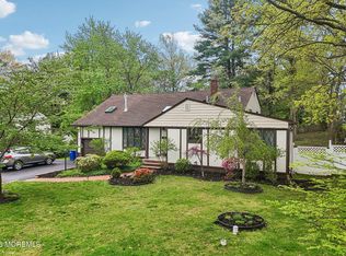 4 Woodland Rd, Holmdel, NJ 07733