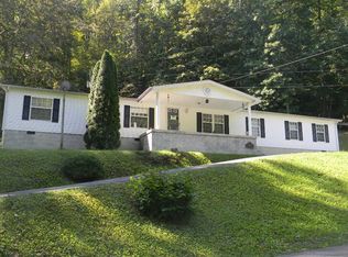 169 Goble Br, Hagerhill, KY 41222