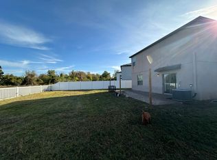 14857 Crescent Rock Dr, Wimauma, FL 33598