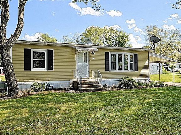 2nd image of 21 Phoenix Rd