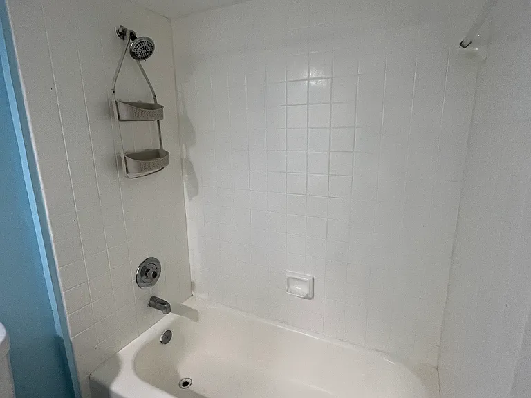 3640 Whitehall Dr — Photo 32