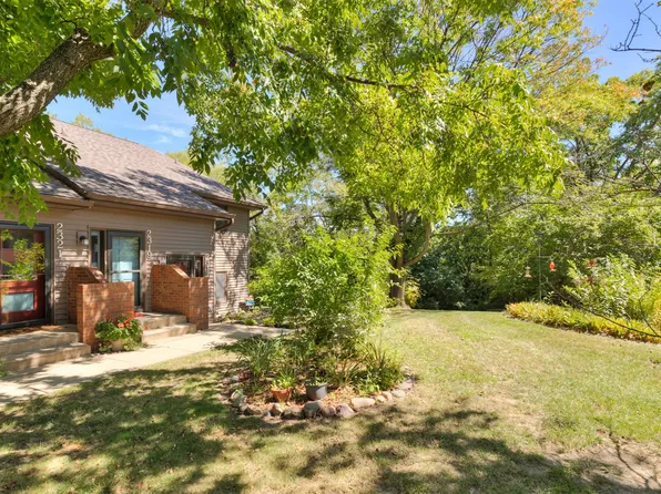 2319 Glenwood Dr #38, Des Moines, IA 50321