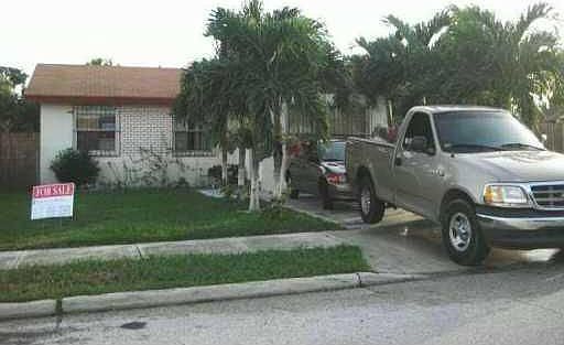 2nd image of 1018 Ortega Rd
