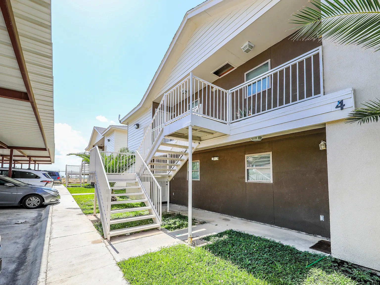 2 bed, 800 sqft, $1,000 — Photo 2