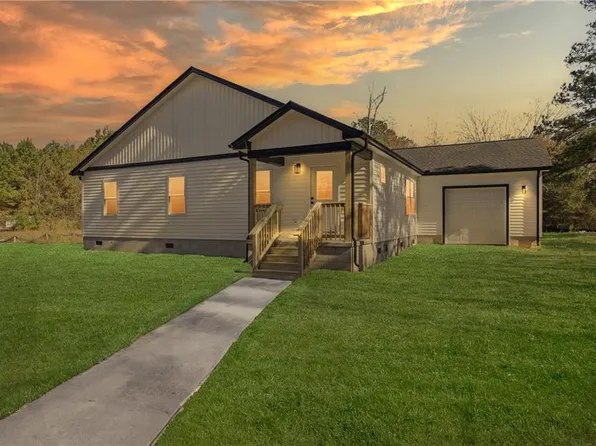 1872 Airport Rd, Suffolk, VA 23434