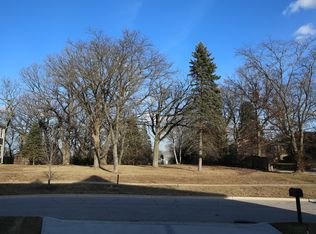 6617 Carl Ct, Woodridge, IL 60517