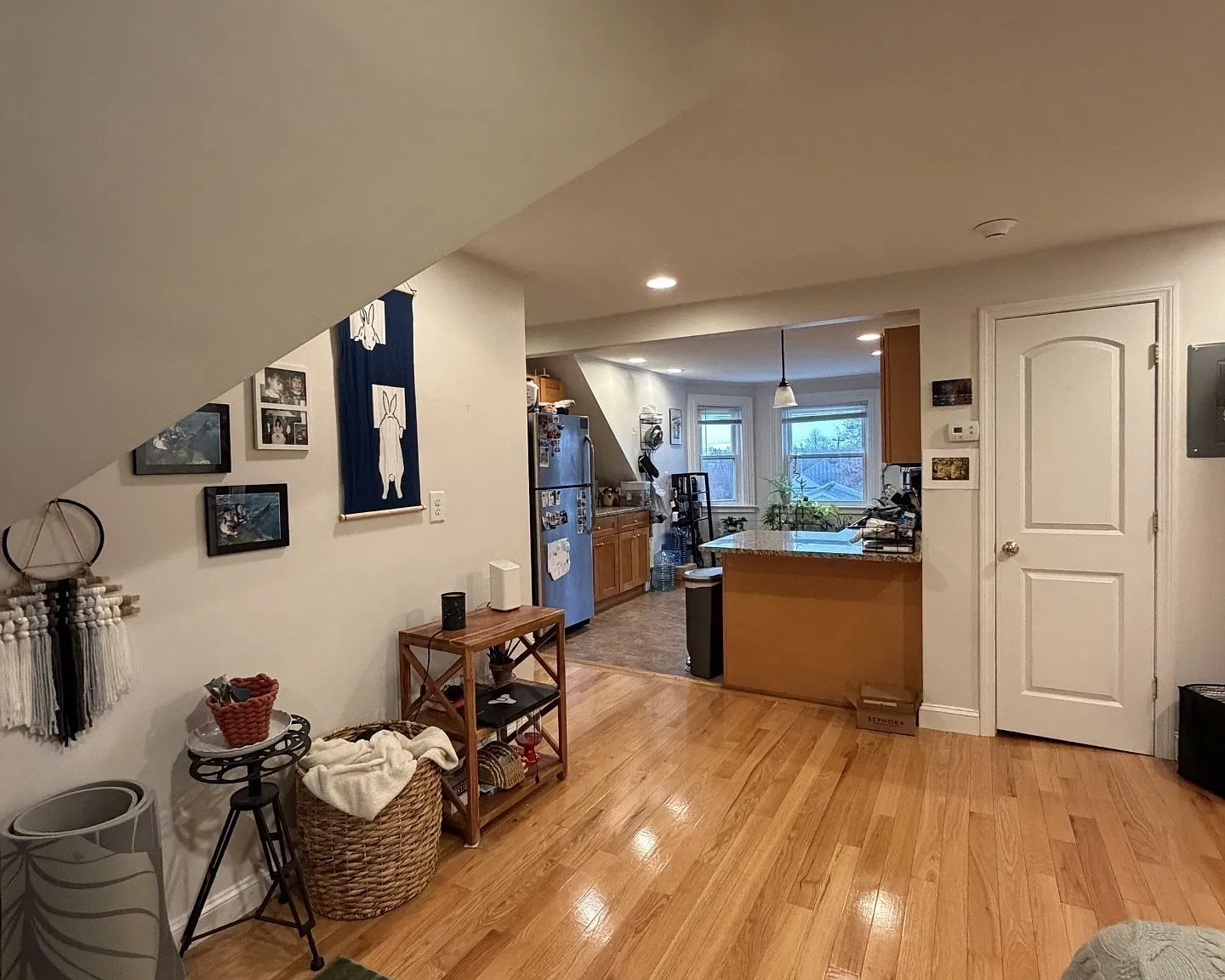 1 bed, 1.0 bath, 700 sqft, $1,700 — Photo 4