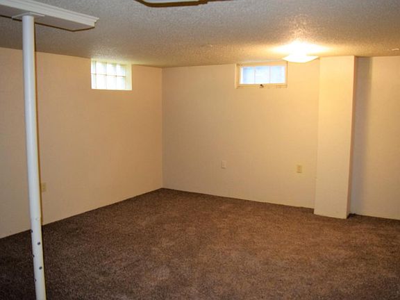 Lower level bedroom