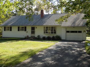 683 White Oak Rd, Cresco, PA 18326