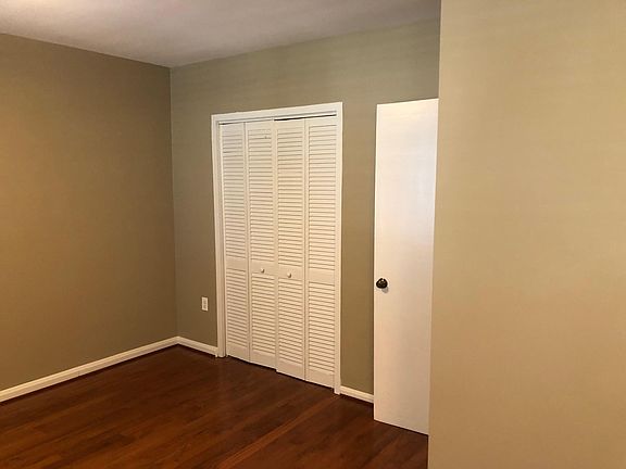 4th image of 3816 Jay Ave