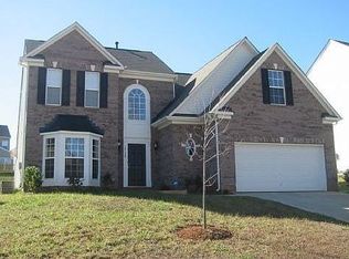 10128 Spring Park Dr, Charlotte, NC 28269