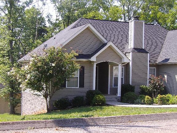 3rd image of 3134 Pinex Ln