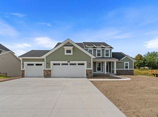 1664 Round Barn Dr, Hudsonville, MI 49426