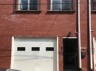 2321 S Alder St, Philadelphia, PA 19148