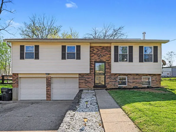 5900 Carlton Dr, Burlington, KY 41005