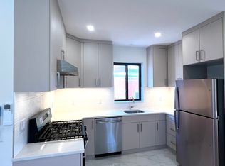 7 Bay 32nd St #2F, Brooklyn, NY 11214