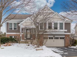 3640 Gatewood Ln, Aurora, IL