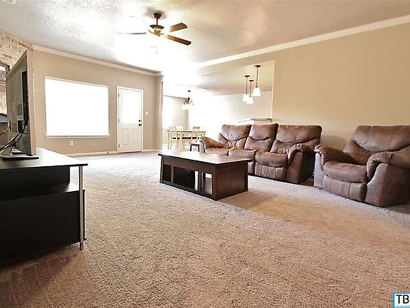 3rd image of 2509 Fossil Creek Dr