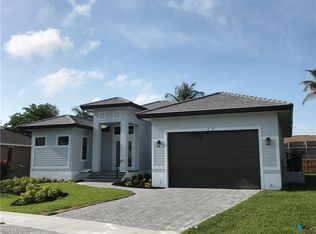 17 Tahiti Rd, Marco Island, FL 34145
