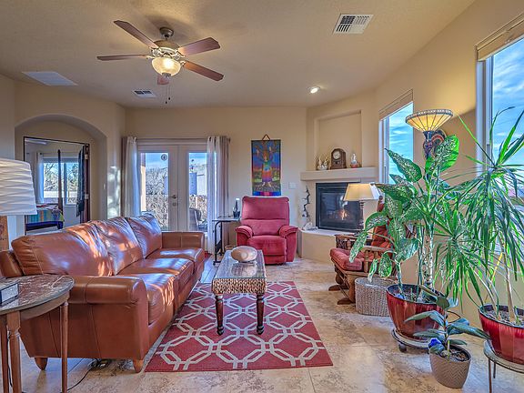 3rd image of 514 Avenida Los Suenos