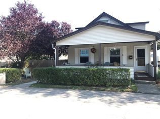 8 Kent St, West Warwick, RI 02893