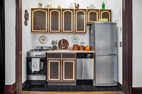 Rented by Compass | media 4