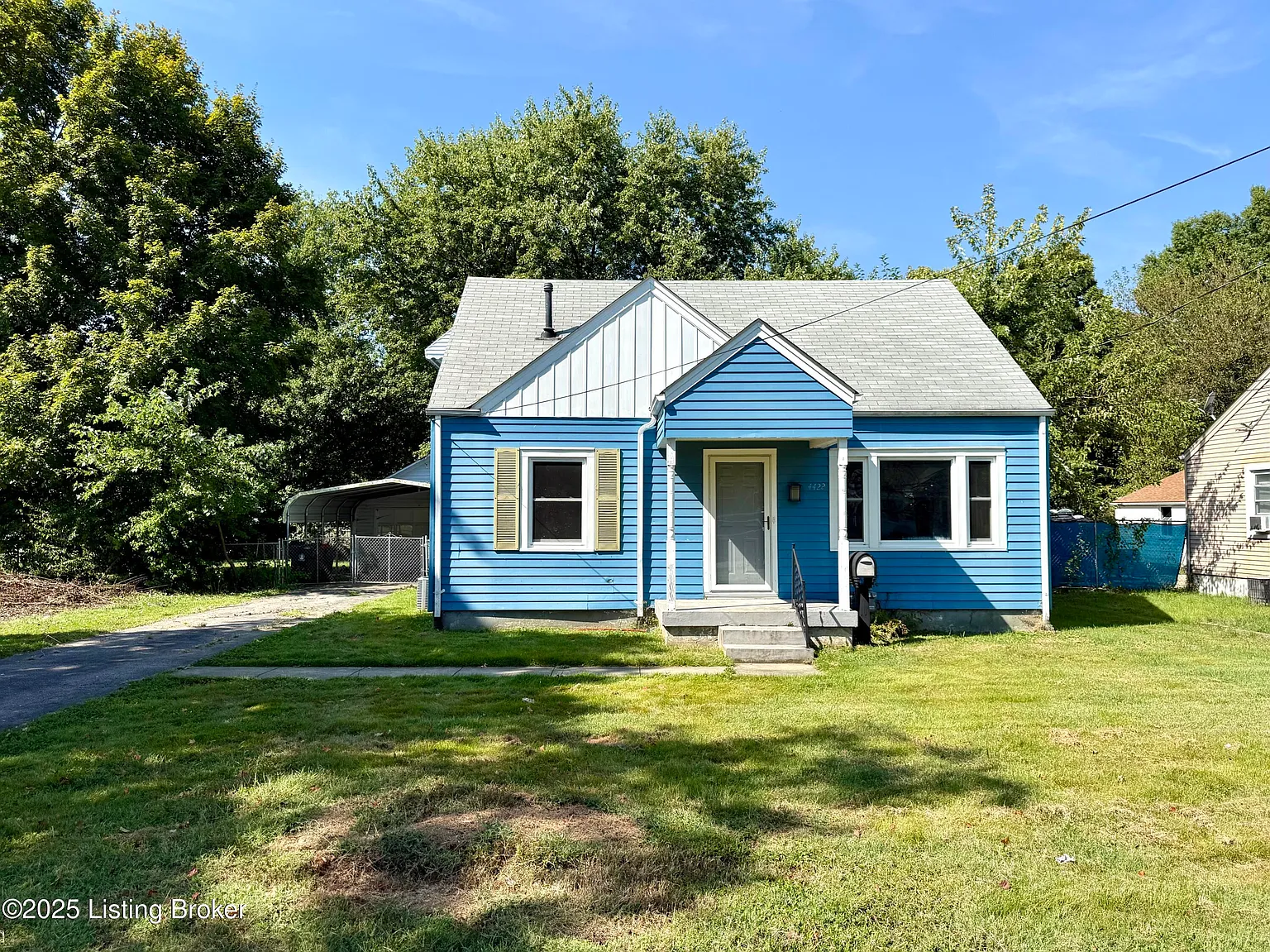 4422 Malcolm Rd photo 1