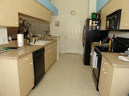 5th image of 11120 Hollander Ave