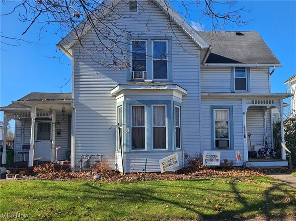 849 S Lawn Ave, Coshocton, OH 43812