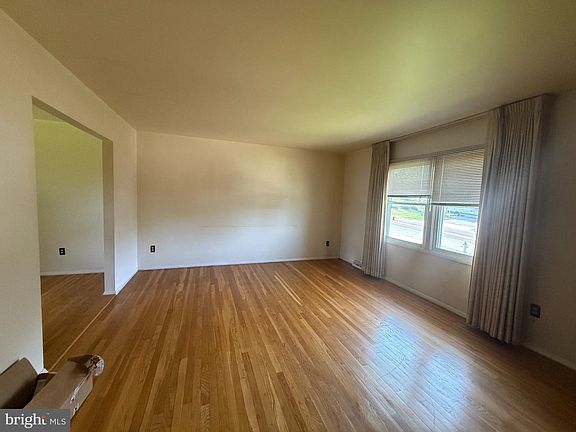 5th image of 5720 Temple Hill Rd