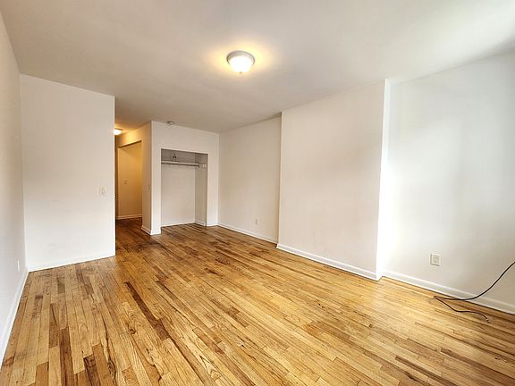 2nd image of 2024 3rd Ave APT 3C