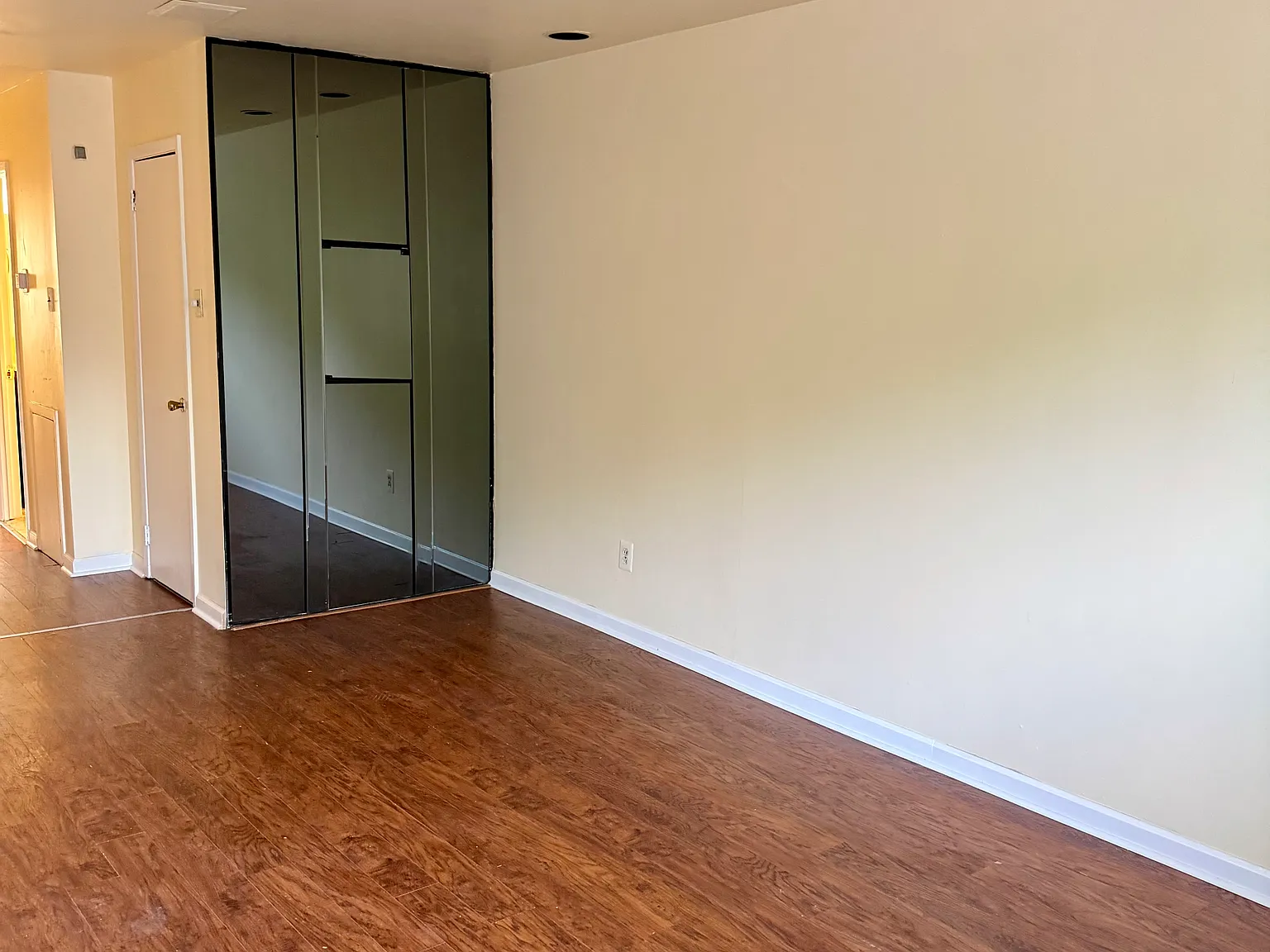 4 bed, 1784 sqft, $1,500 — Photo 3