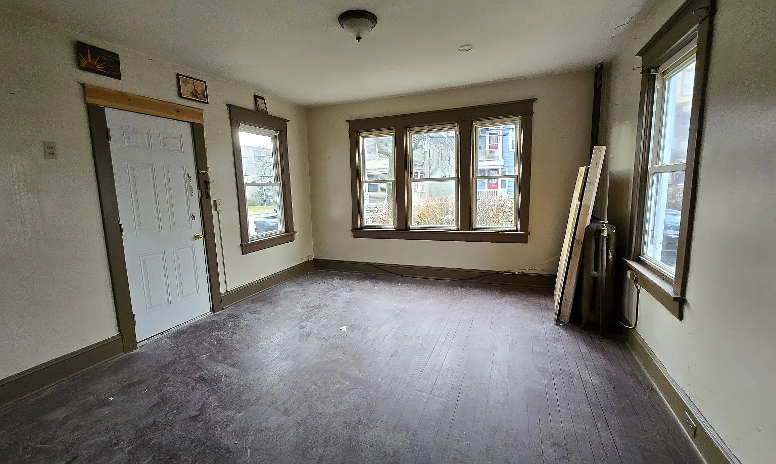 45 N Clinton St — Photo 3