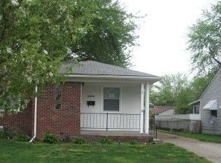 21609 Bon Heur St, Saint Clair Shores, MI 48081