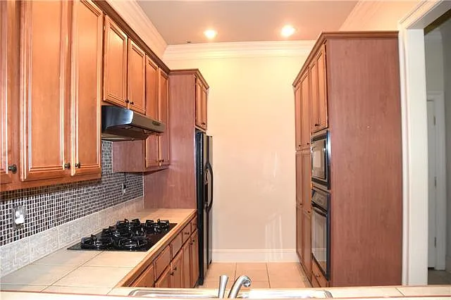 125 Orchard Row — Photo 5