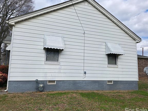 3rd image of 1133 Earl Rd #79-82