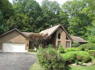 5555 Franklin Hill Rd, East Stroudsburg, PA 18301