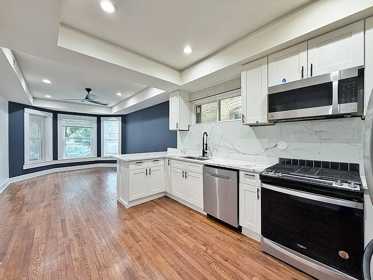 3316 W Flournoy St #1 — Photo 3