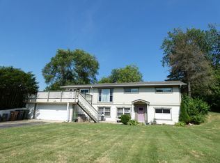 115 S Maple Ave, Bloomingdale, IL 60108