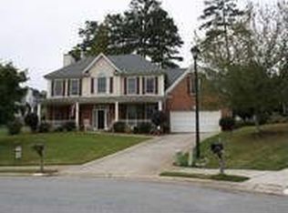 1273 Killian Knoll Cir, Lilburn, GA 30047