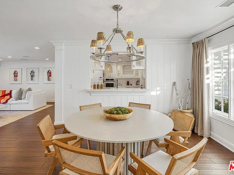 1308 Mariners Dr — Photo 17
