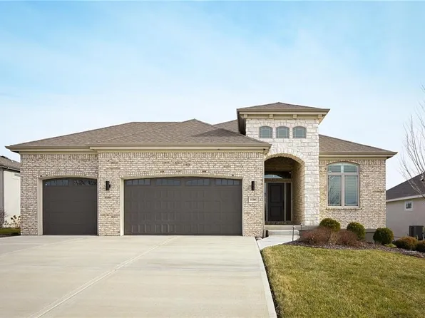 11281 S Red Bird St, Olathe, KS 66061