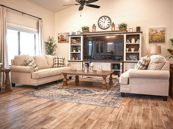 3rd image of 6067 S Recreation Avenue