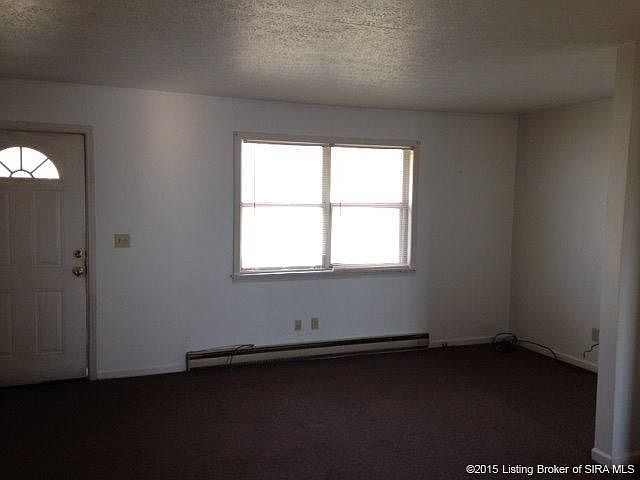 2nd image of 577 E Charles St