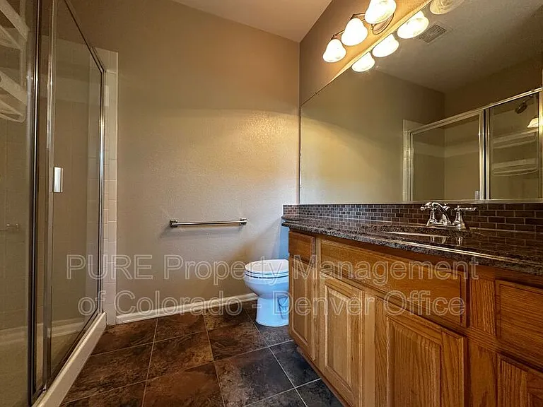 5368 Owens St — Photo 6