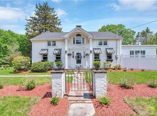 106 Turnpike Rd, Somers, CT 06071