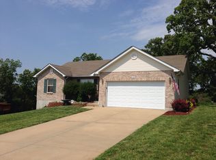 525 Eagle Ridge Dr, Union, MO 63084